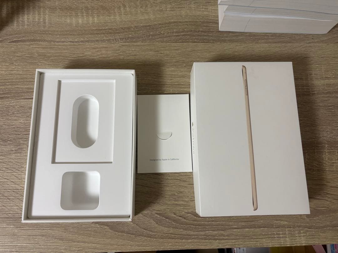 【バッテリー94%】iPad mini4 128GB セルラーモデル 本体