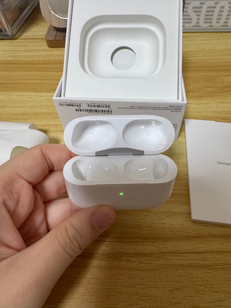 AirPods Pro (第2世代) MagSafe充電ケース