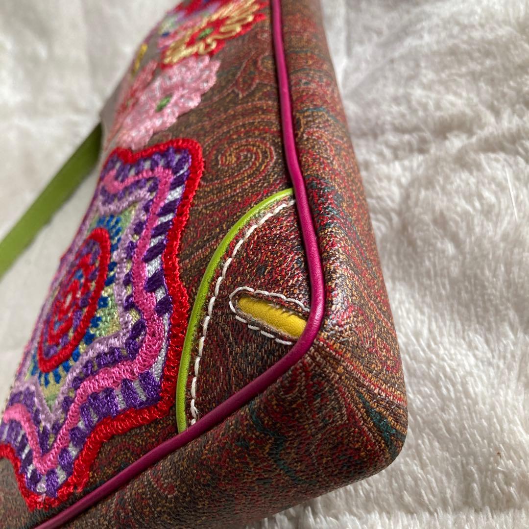 極美品　ETROエトロ　花柄刺繍ハンドバッグ　ペイズリー　ポシェット　イタリア製