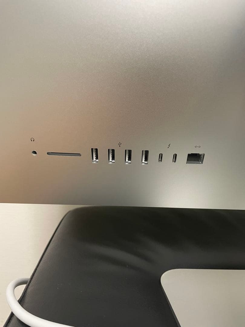 iMac 2020 21.5インチ SSD Core i5 MHK03J/A