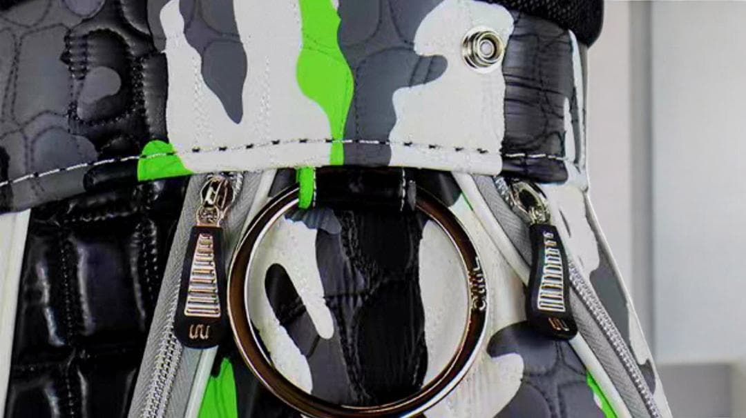 【新品未使用】　OUUL ワニ柄カモフラージュ ゴルフバッグGREEN