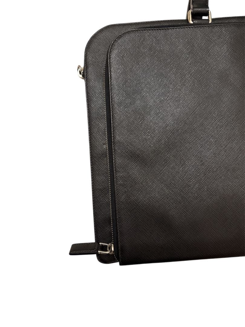 9*︎様 メルカリ市期間限定　美品✨プラダ　レザー ビジネスバッグ 黒