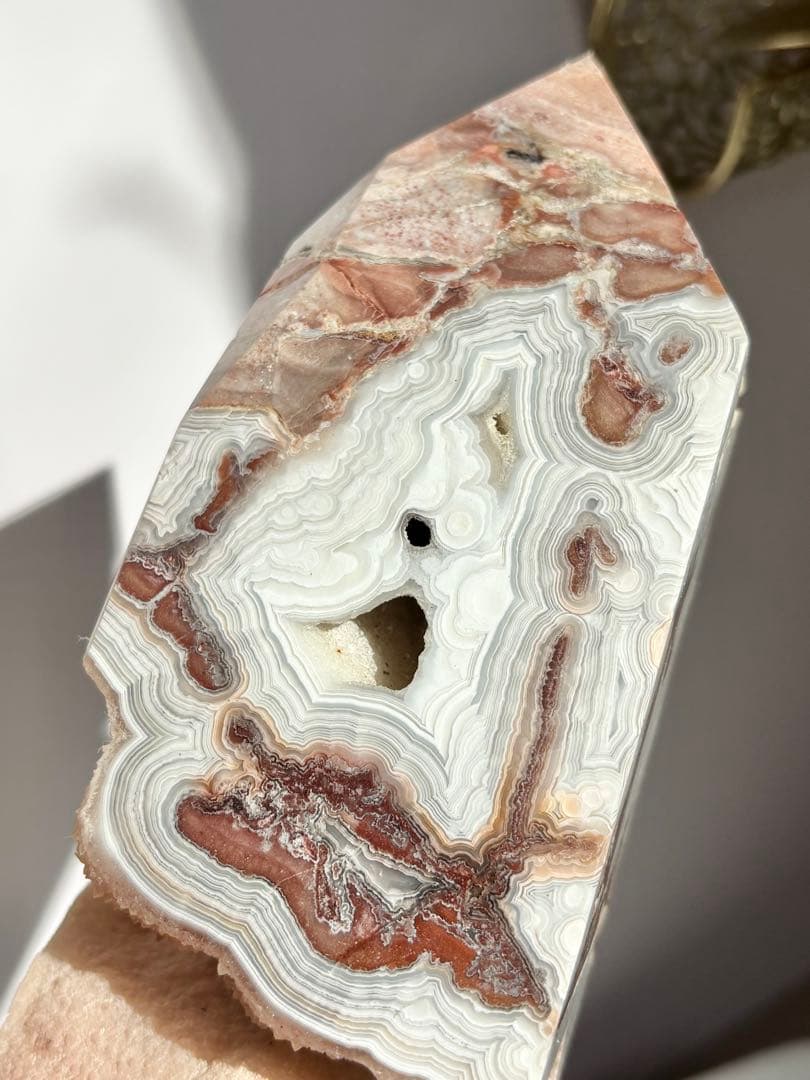 《大型・一点物》メキシカンクレイジーレースアゲート ジオード一周タワー約24cm