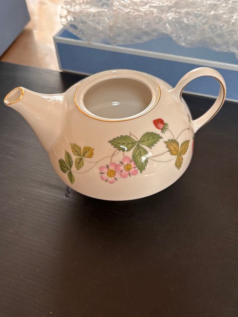 新品未使用❣️ウェッジウッド ワイルドストロベリー アルクレスコ ティーフォーワン