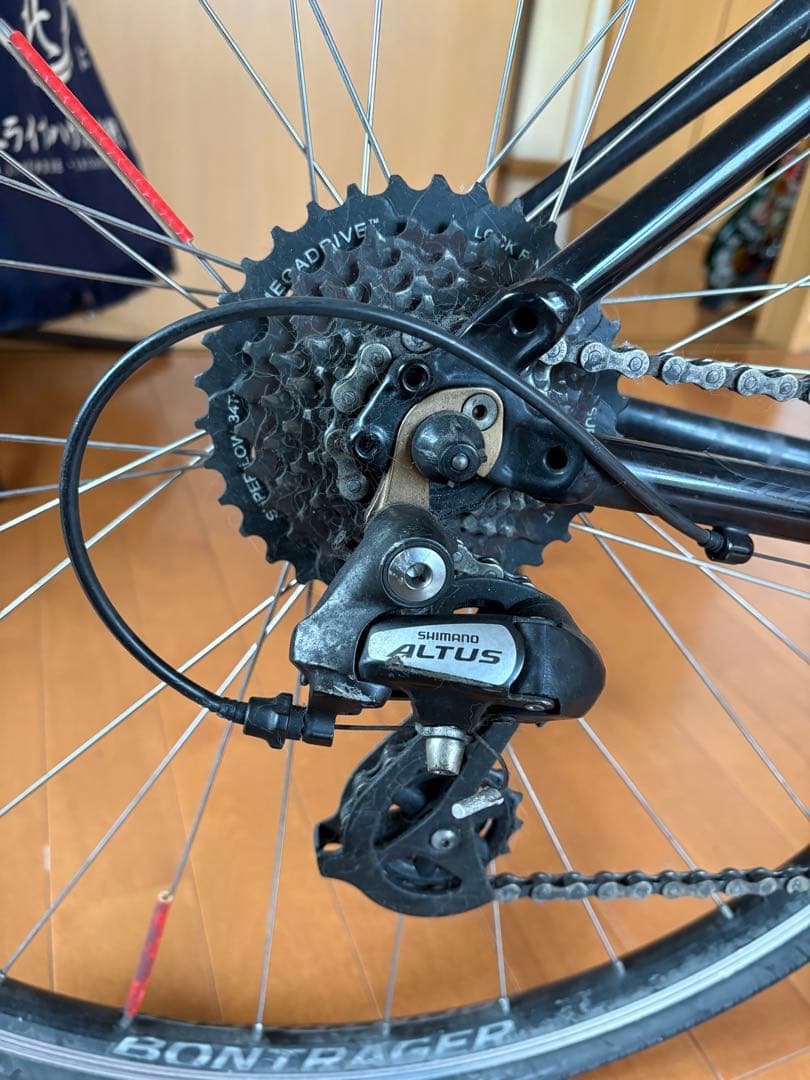 Trek クロスバイク ブラック 700C 21段ギア（要修理）