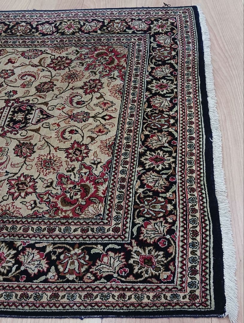 専用 Y3177-1 高級ペルシャ絨毯 クム産 手織90万ノット 130×89㎝