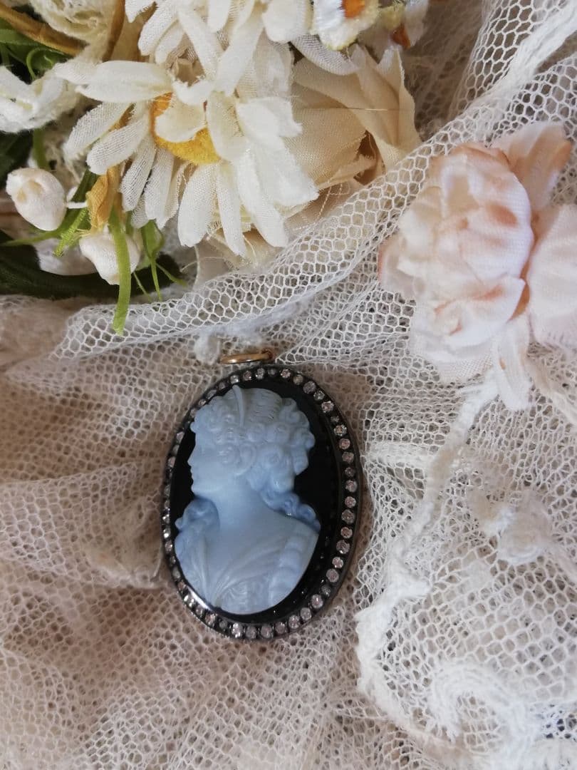 ☆豪華なストーンカメオ・アンティークジュエリー☆
