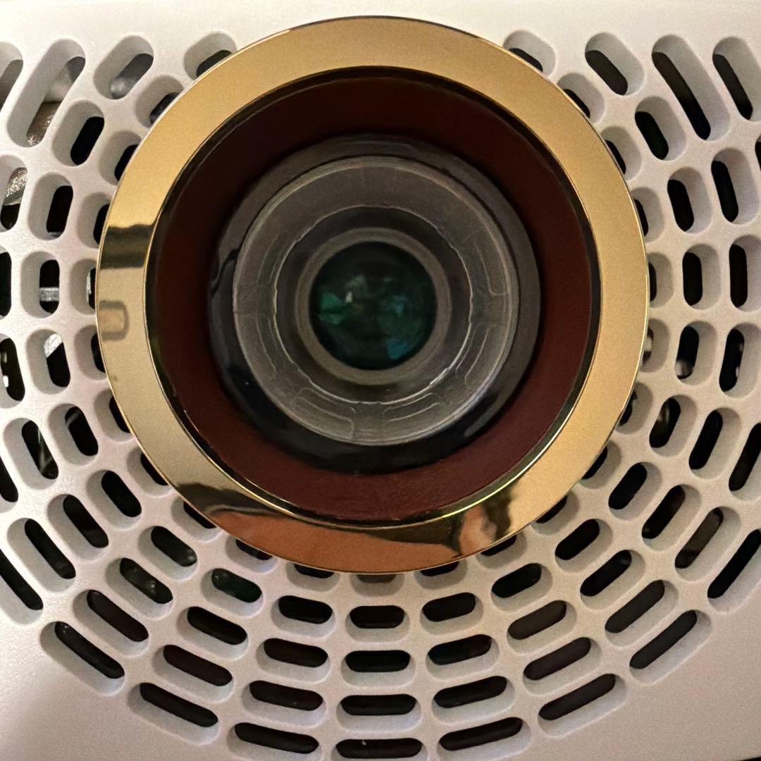 LG HF60LS LEDプロジェクター