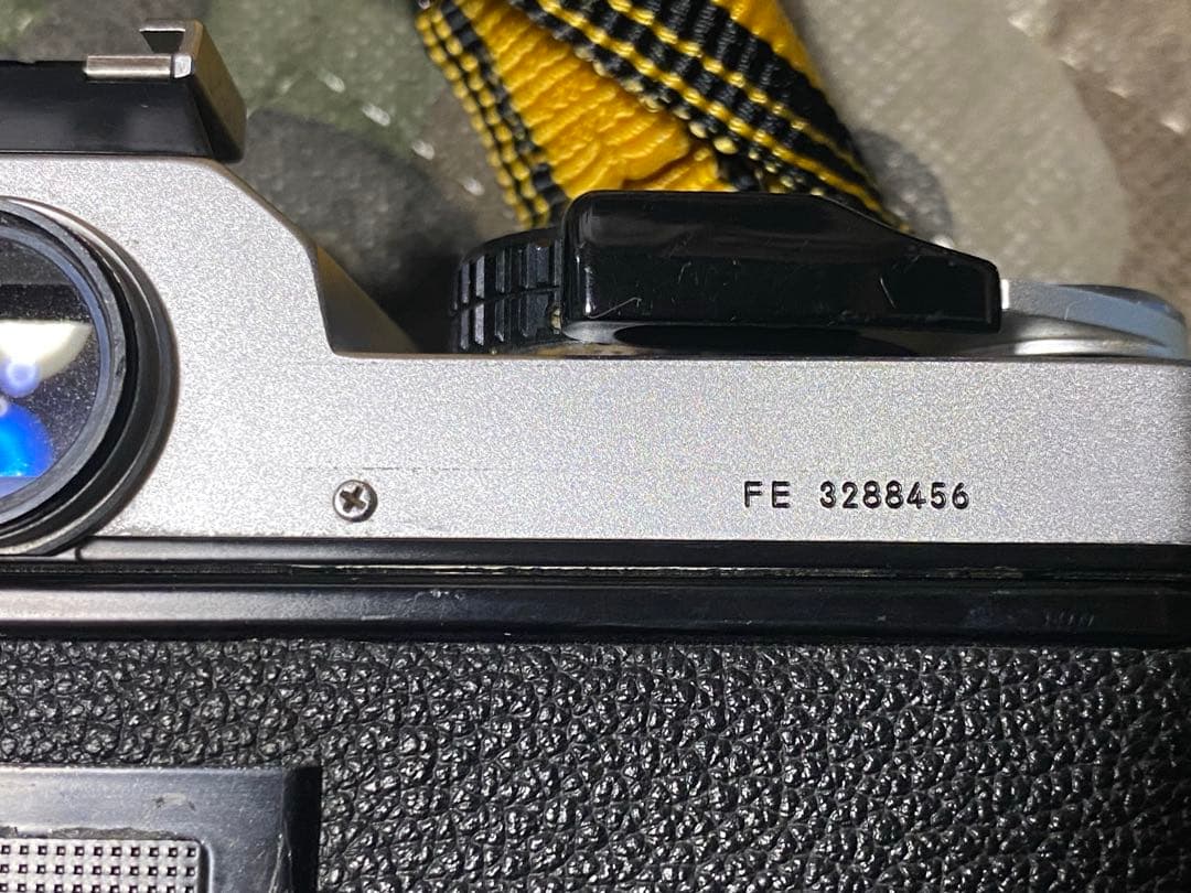 Nikon ニコン FE + おまけ MD12 (説明書付)