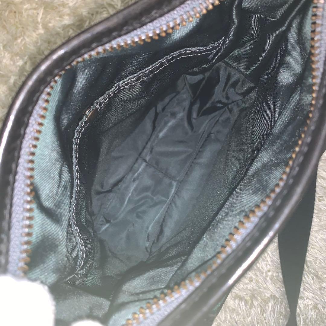 極美品✨フェリージ ショルダーバッグ 廃盤品 クロスボディ ナイロン グリーン