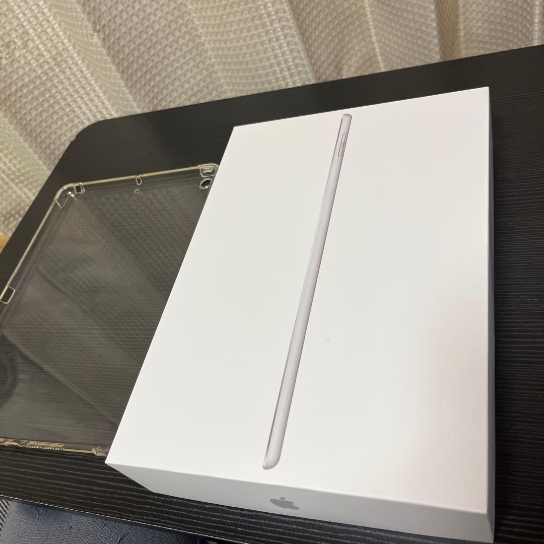Apple iPad 第7世代 32GB WI-Fi+Cellular シルバー