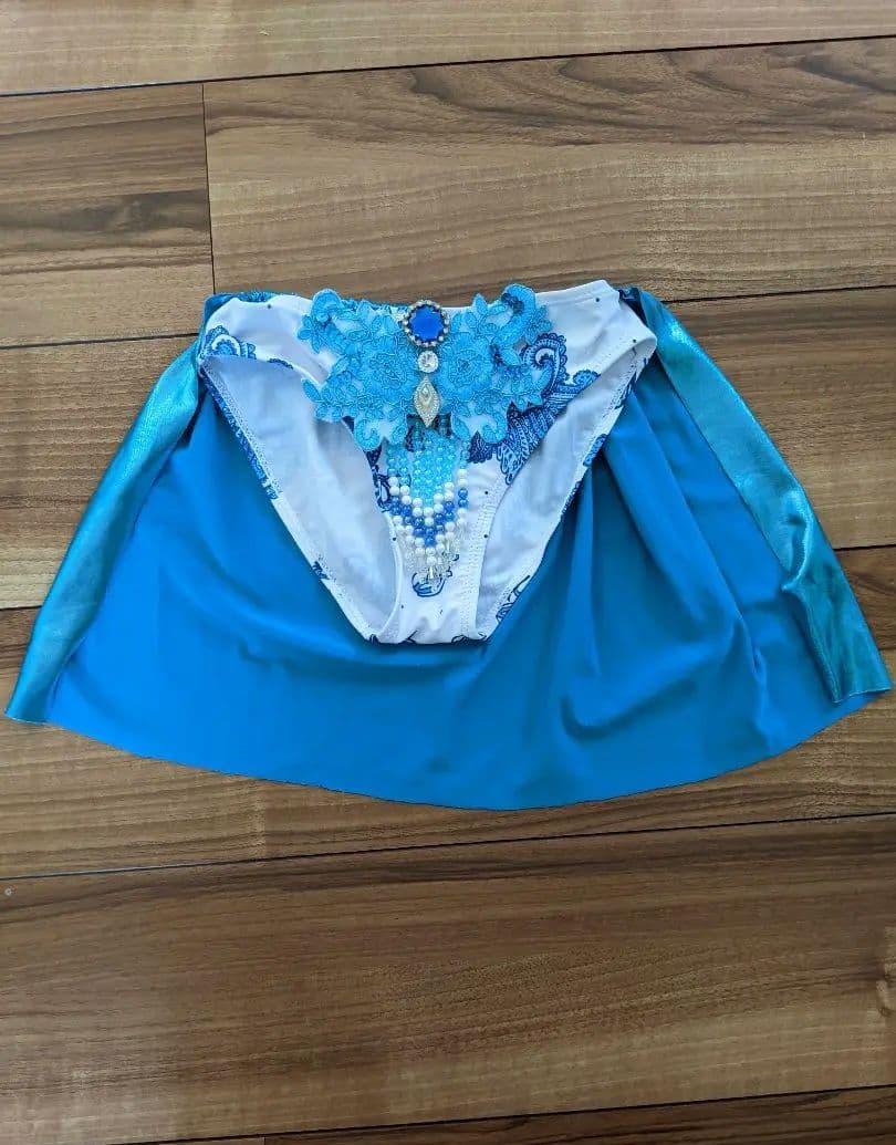 ✳専用✳　キッズ　サンバ　衣装　美品