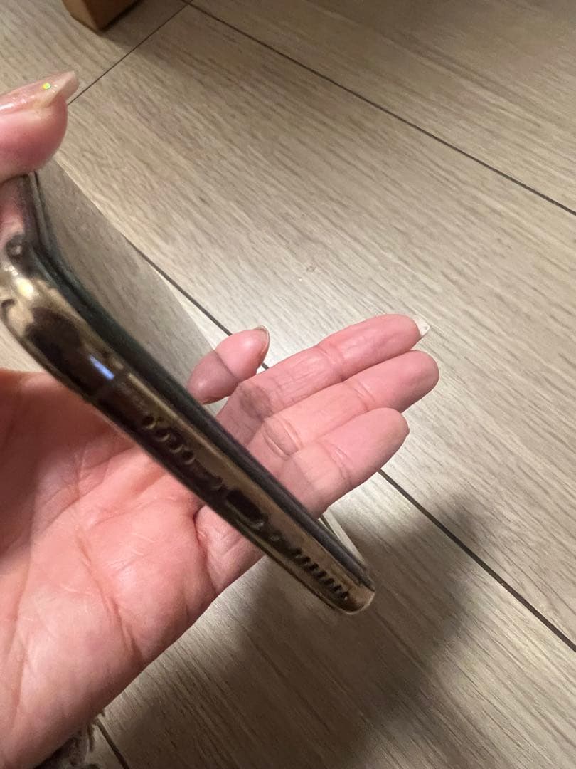 稼動品⭐︎SIMロックなしApple iPhone Xs ゴールド 本体