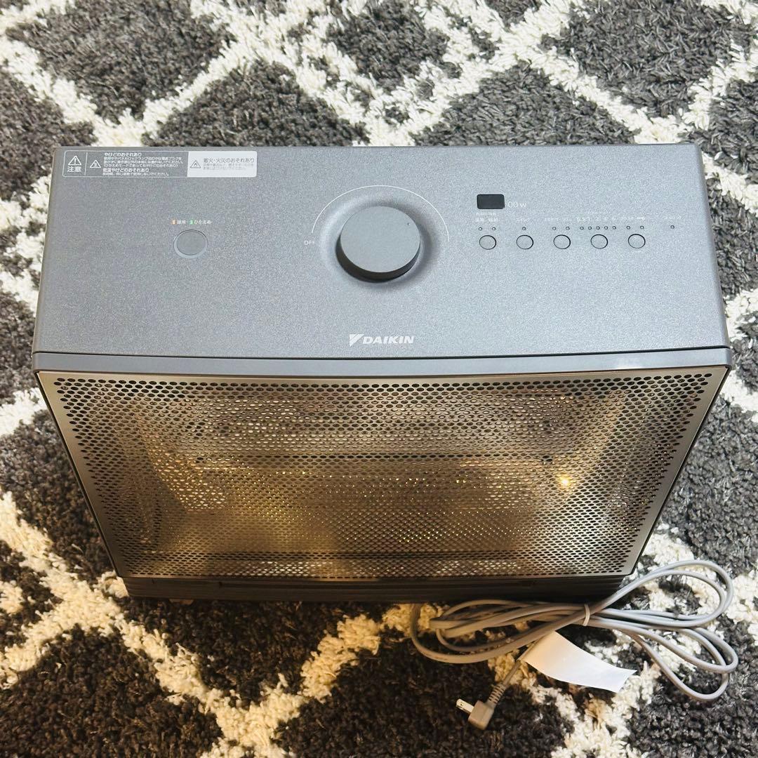 展示品 DAIKIN ハイブリッドセラムヒート WRH134ASH ダークグレー