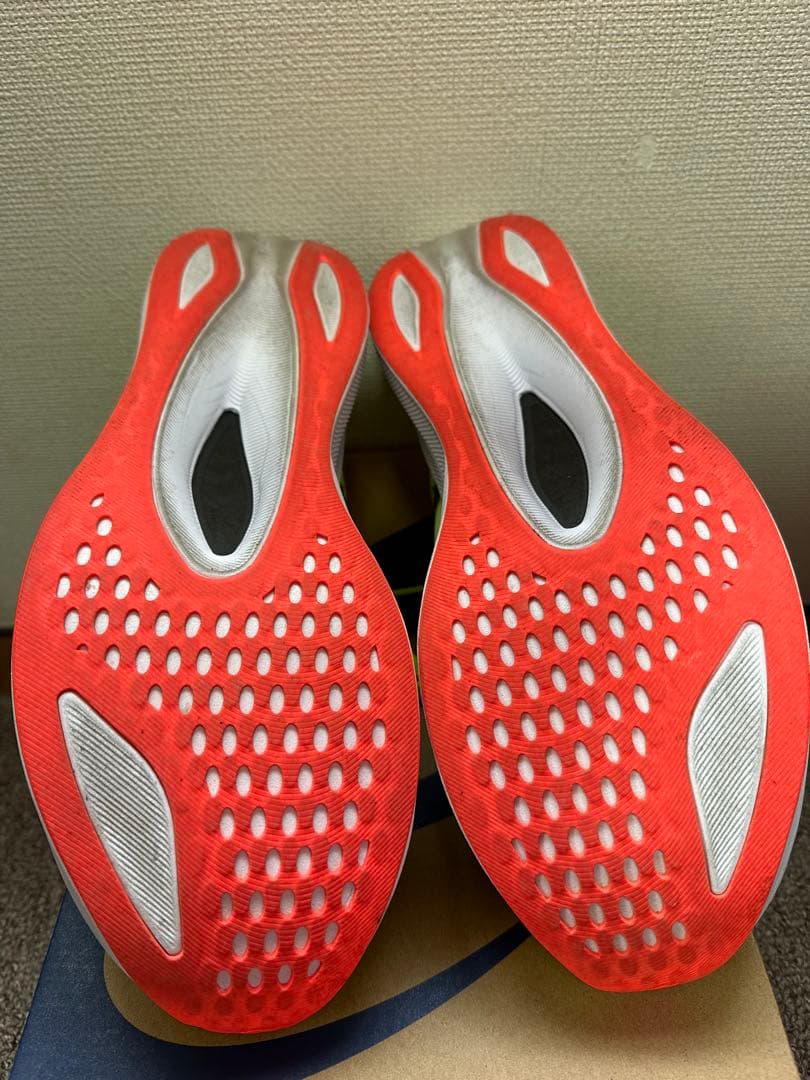 ASICS マジックスピード4 値下げ可能