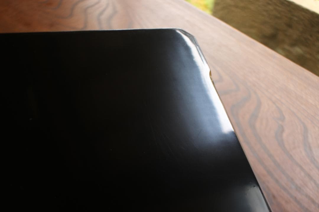 優美な梨地塗に風情ある流水桜文の映える隅切り四方折敷（検輪島塗蒔絵膳お膳お盆