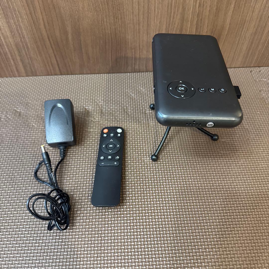 小型プロジェクター KABENI(カベーニ)