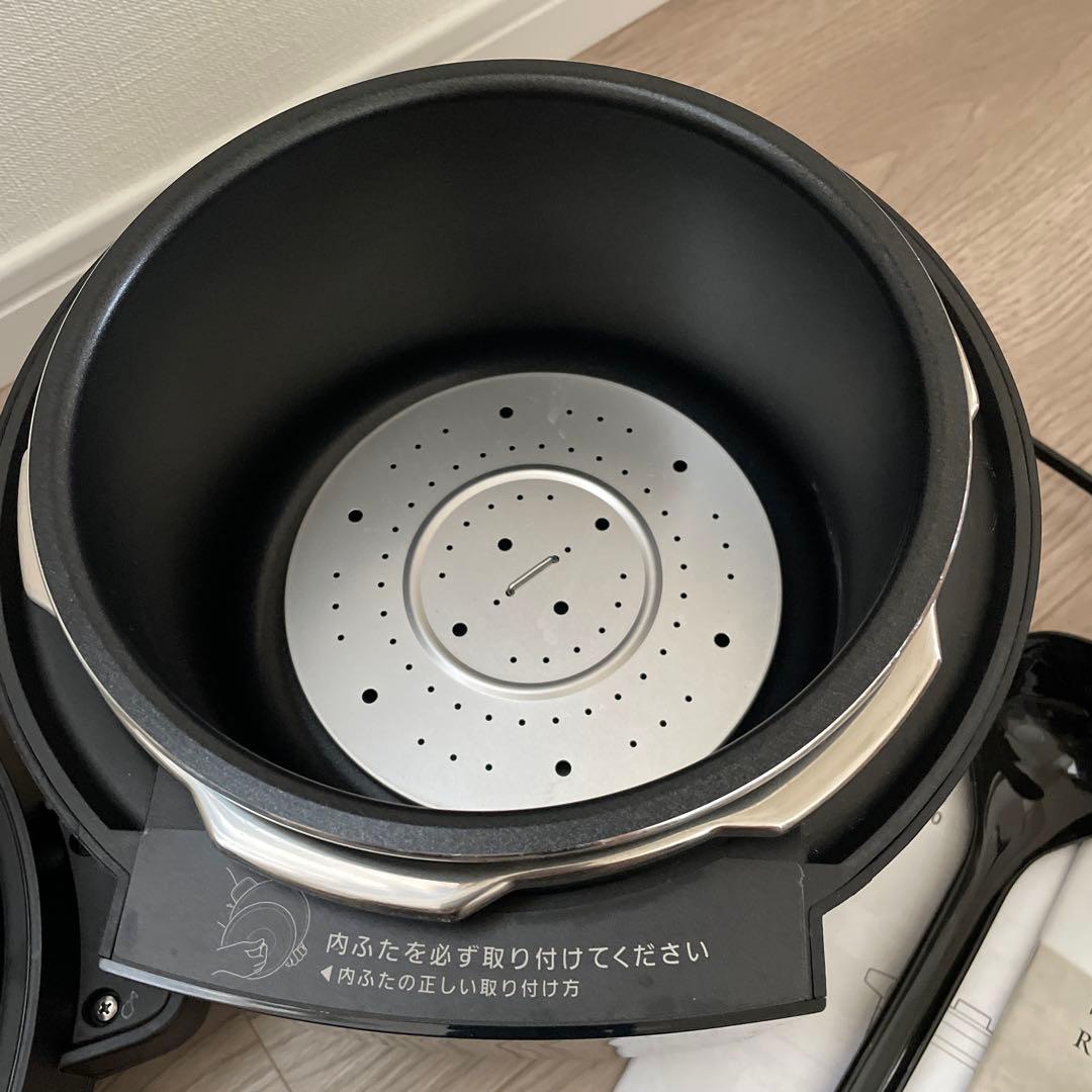 美品✨パナソニック電気圧力なべNF-PC400-K ブラック　2023年製