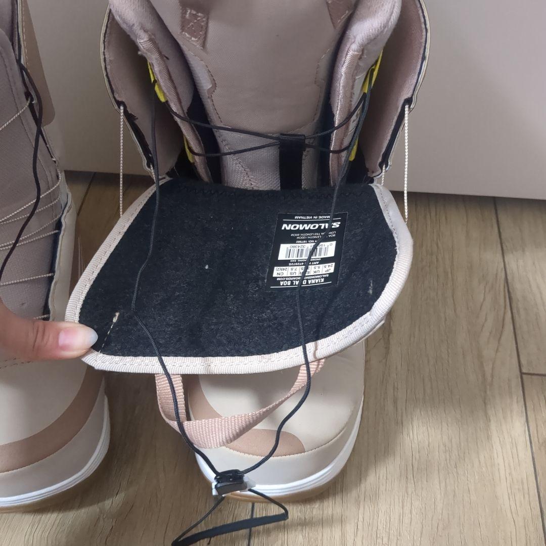 Salomon スノーボードブーツ 女性用 一部破損有