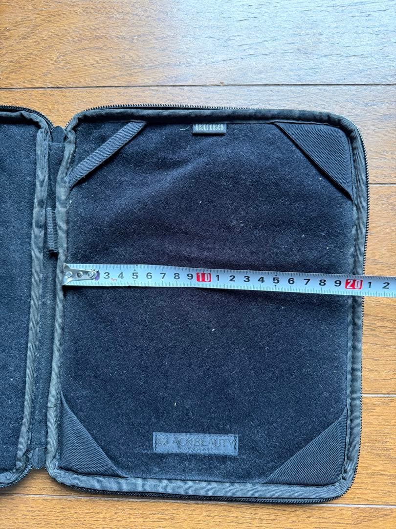 HEADPORTER BLACK BEAUTY iPadケース キルティング