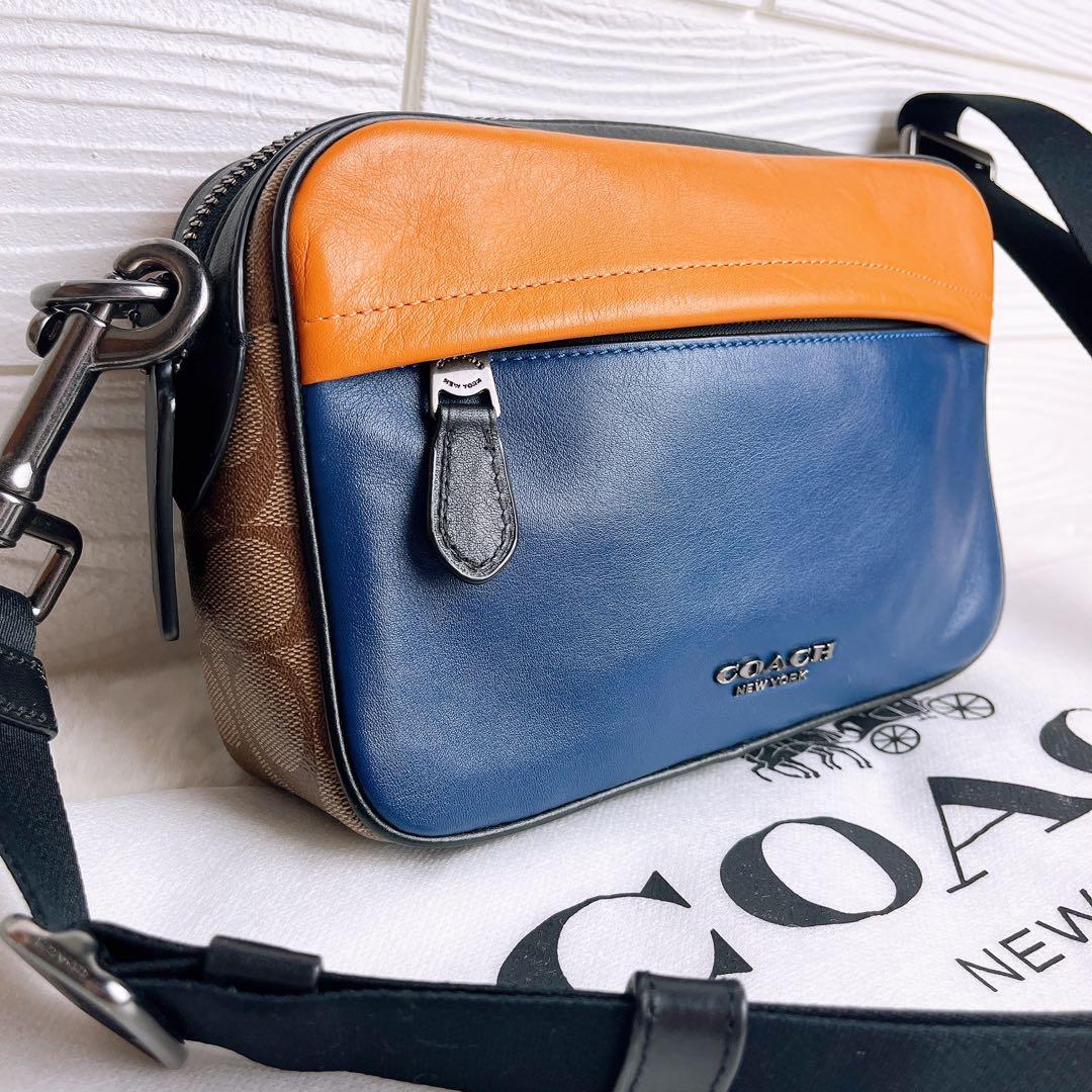 美品☆COACHコーチ ショルダーカメラバッグ メンズ レザー シグネチャー