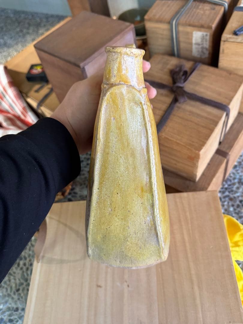 ‼️水芙蓉になりました‼️年末激安OK‼️中国品買取‼️狭西省出土騎馬民族水滴箱付