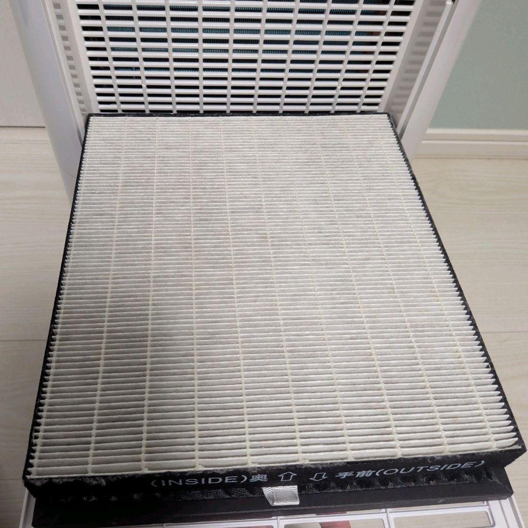 【美品】シャープ　空気清浄除湿機　CV-EF120-W