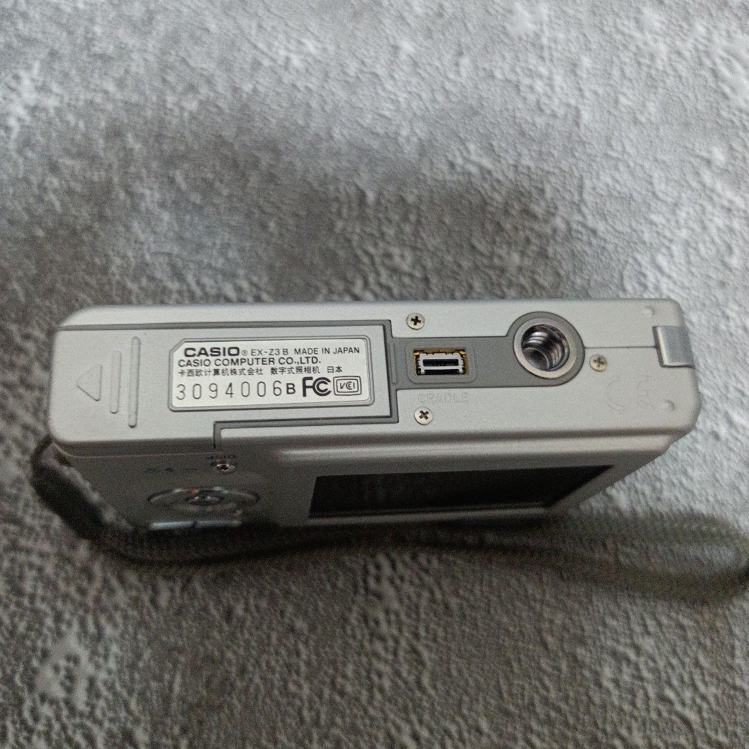 デジタルカメラ CASIO EXILIM ZOOM EX-Z3