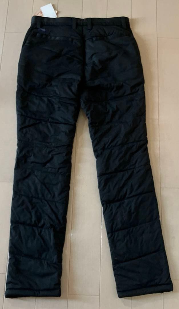 【新品】ダウン(中綿)／スターストレッ／ 上下セット／Ｍサイズ