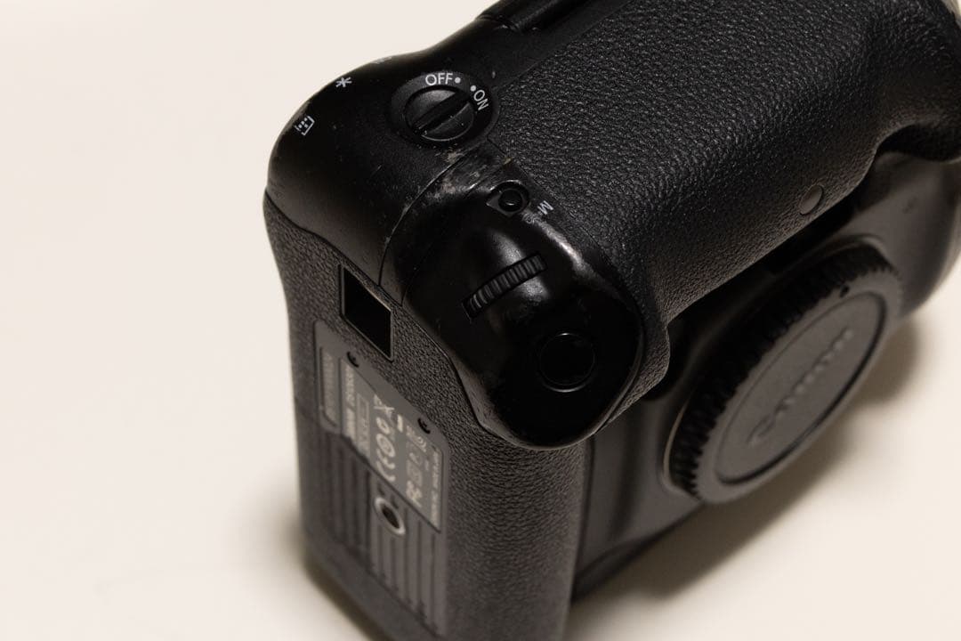 Canon EOS-1D X 本体 バッテリー 充電器　おまけ