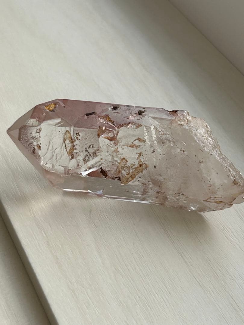 ブラジル・ディアマンティーナ産 レインボー入り ナチュラルクリアクォーツ