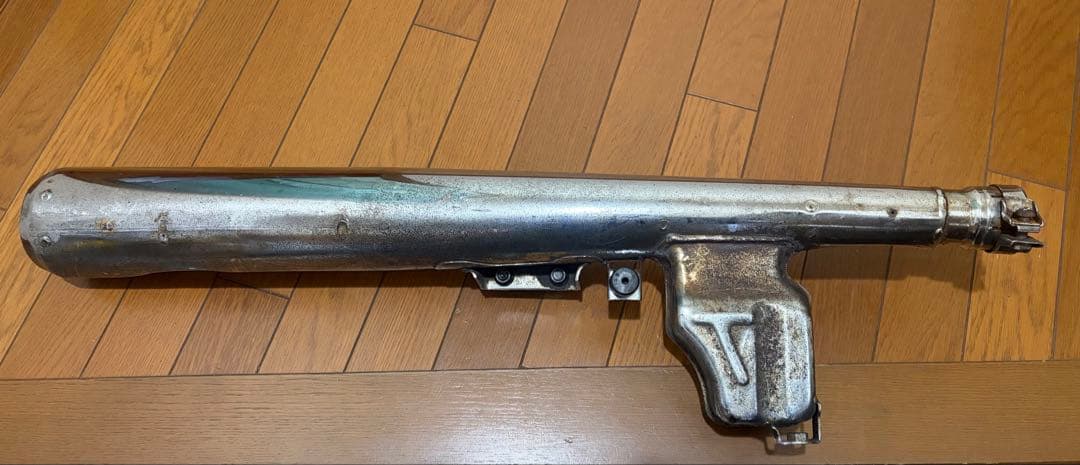 SR400純正マフラー