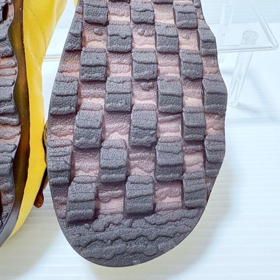 Estacion エスタシオン 小花立体フラワーモチーフ本革フラットパンプス