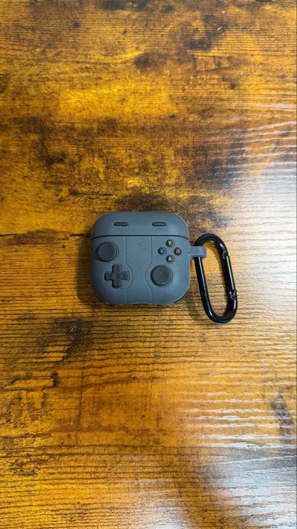 AirPods4本体 ホワイト　ノイズキャンセル機能無し