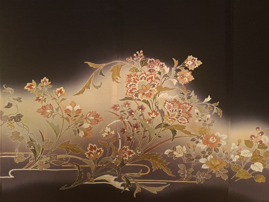 美品❇️豪華黒留袖　手描友禅　暈し染め 金彩刺繍 　　総フルセット