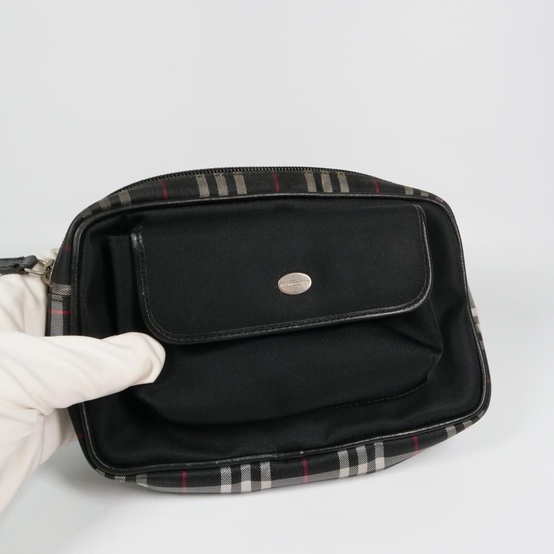 希少上品✨バーバリー ウエストバッグ ノバチェック キャンバス