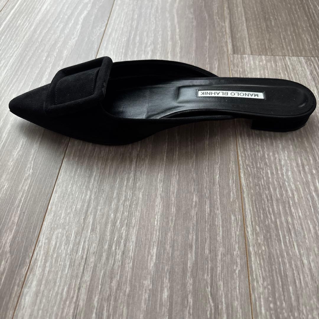 マノロブラニク メイセール フラット　ブラック　38