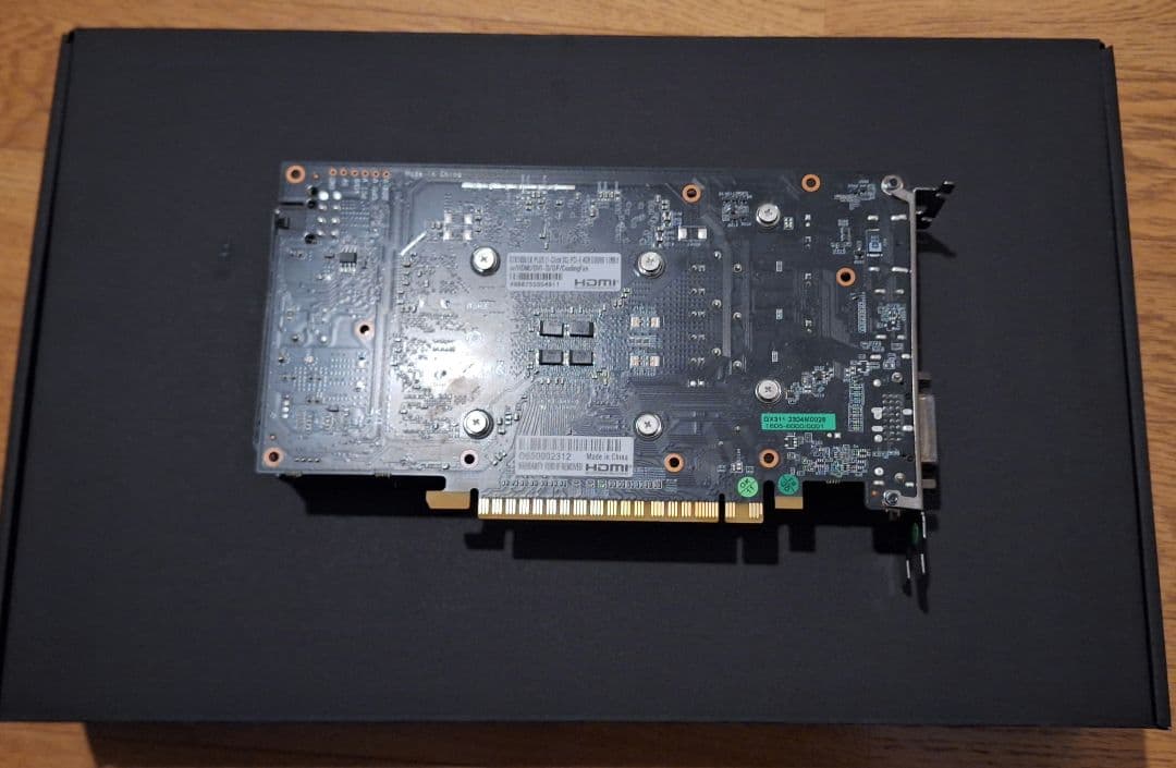 玄人志向 GF-GTX1650D6-E4GB/DF3　グラフィックボード