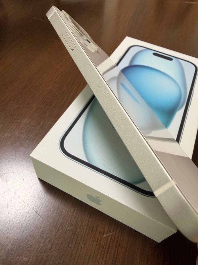 美品　iPhone12
