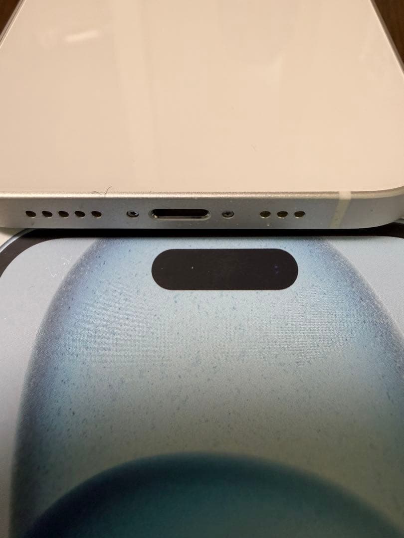 美品　iPhone12