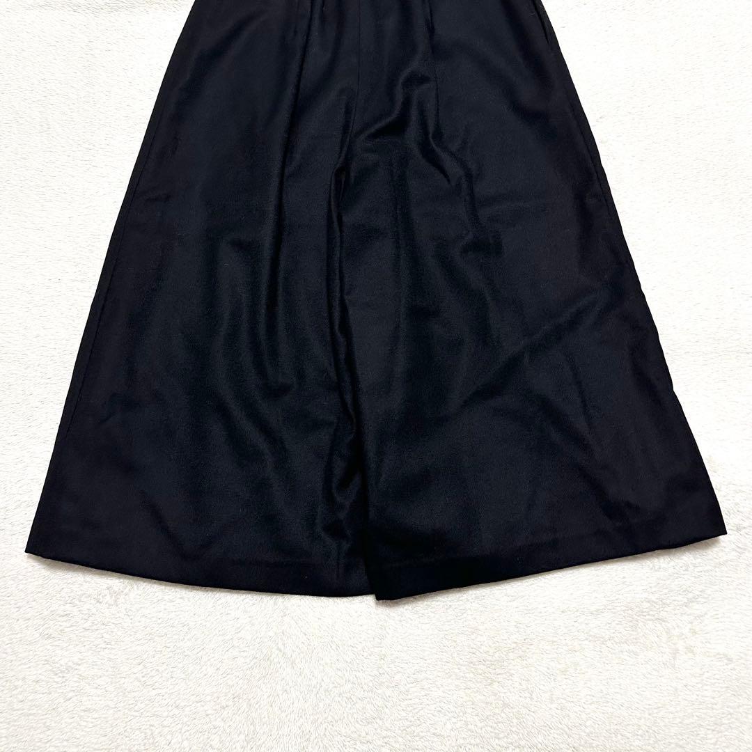 美品 ブルーレーベルクレストブリッジ ソフトサキソニーガウチョパンツ 38 黒