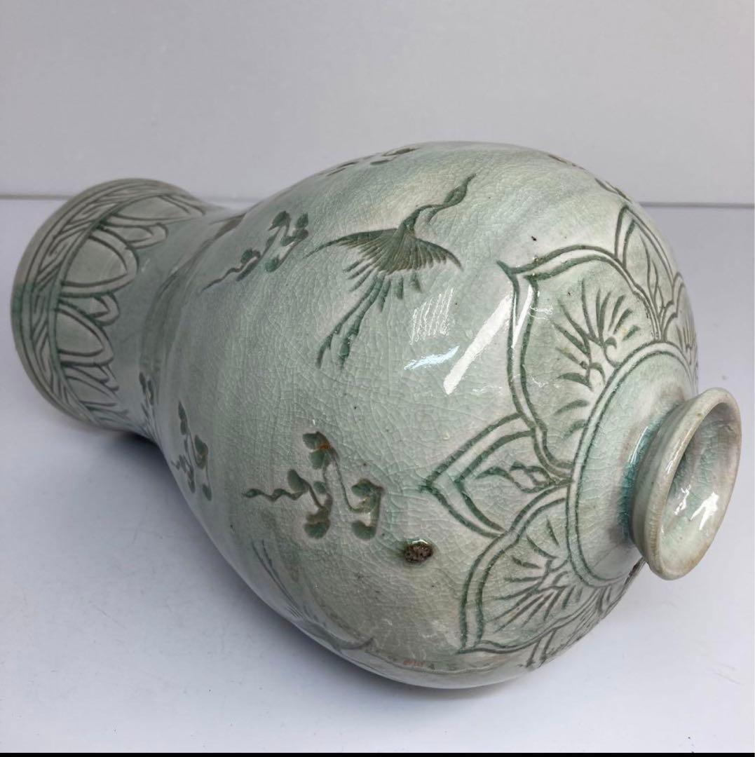 高麗　青磁　梅瓶　高さ28cm。y633