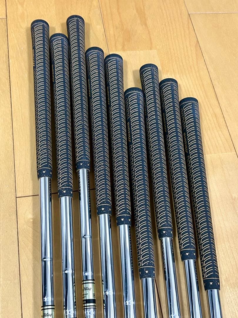 ラストセール　未使用品MIZUNOゴルフクラブセット9➕3本(右利き