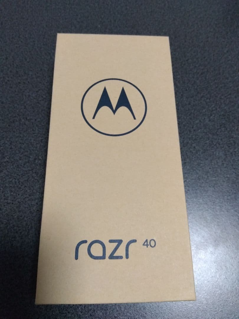 【K&Y☆atelier】motorola　razr40