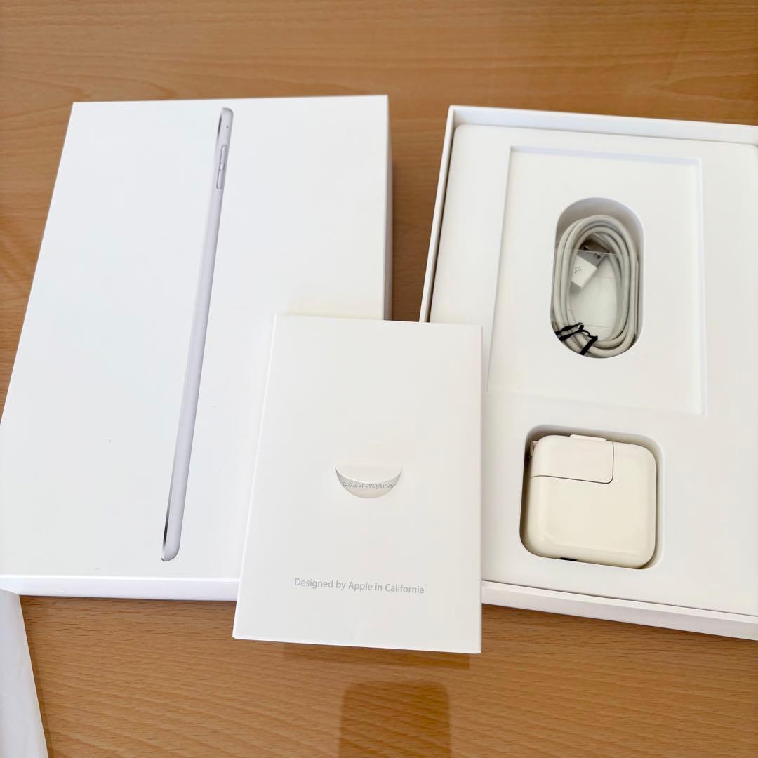 【美品】apple iPad mini4 箱付き 充電器 コード付　32GB