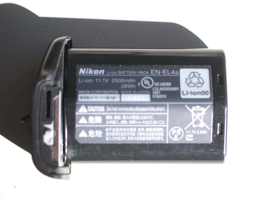 k*n様 Nikon D3S デジタル一眼レフカメラ 本体