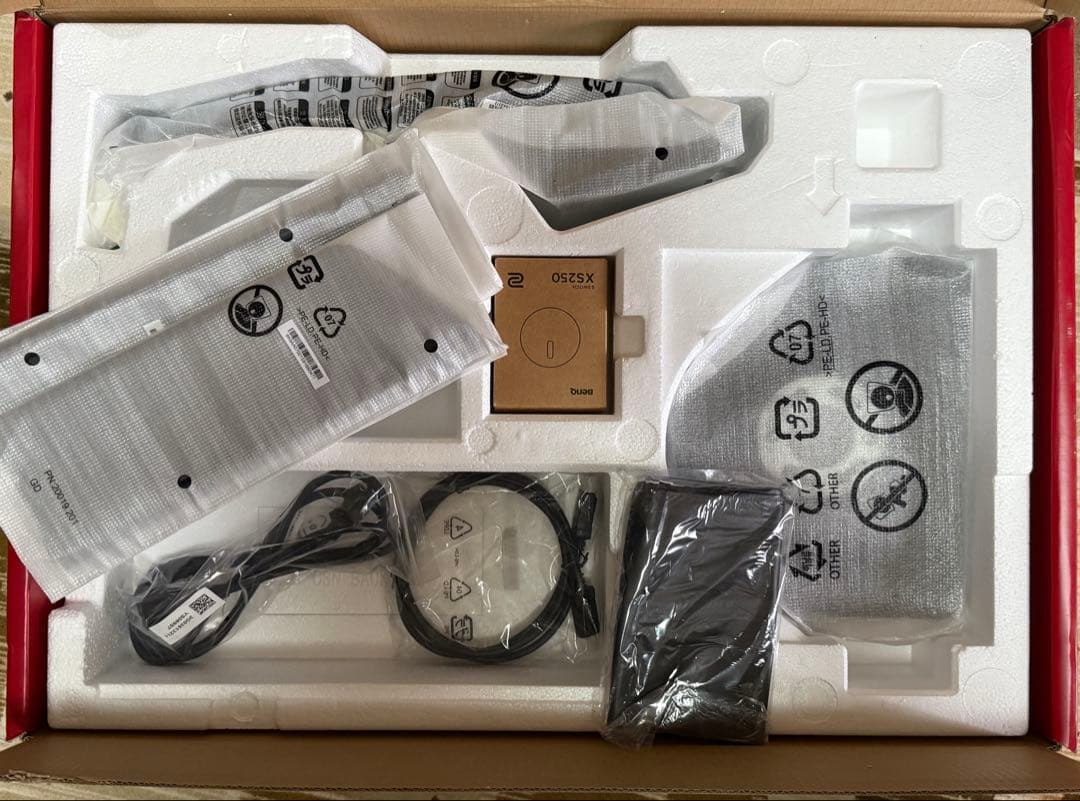 BenQ ZOWIE XL2746K 240Hz 27インチ ゲーミングモニター