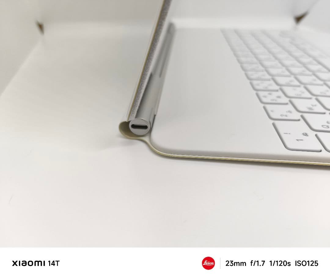 【未使用品】Apple 純正 Magic Keyboard 12.9 13インチ