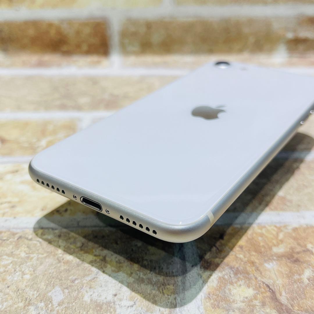 SIMフリー iPhoneSE3 64GB スターライト 電池良好