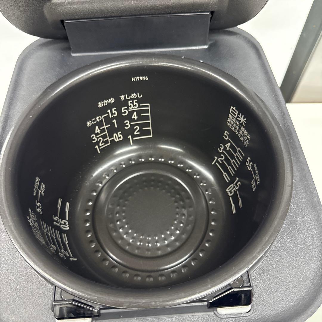 Hitachi RZ-V100GM 圧力&スチームジャー炊飯器 2024年製